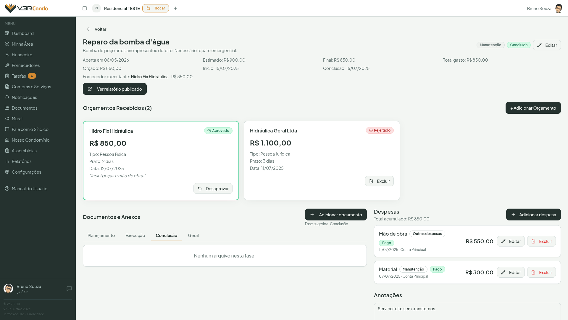 Página de detalhe de uma compra com cabeçalho, orçamentos e layout de duas colunas na parte inferior