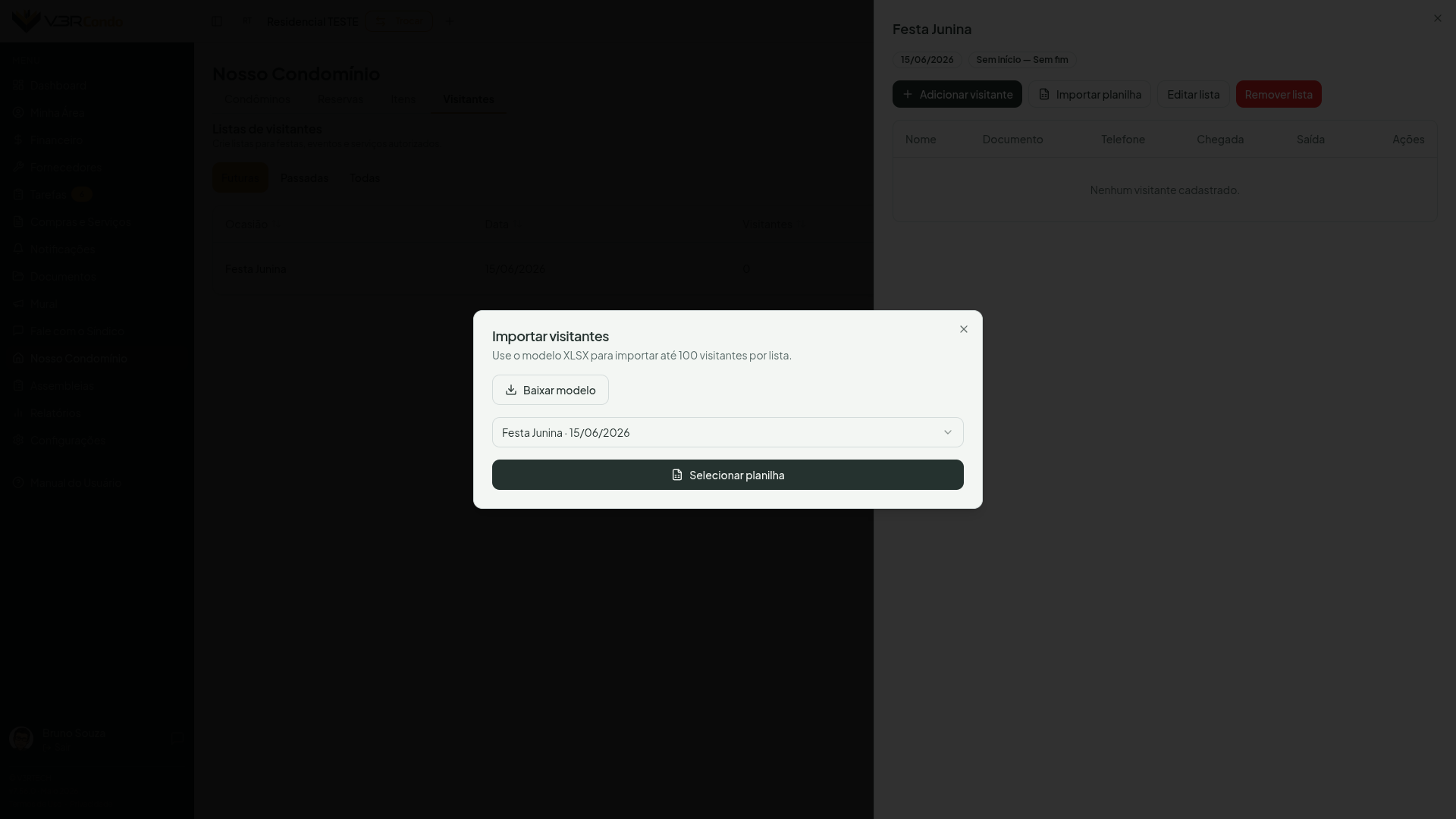 Tela de importação de planilha de visitantes com download do modelo