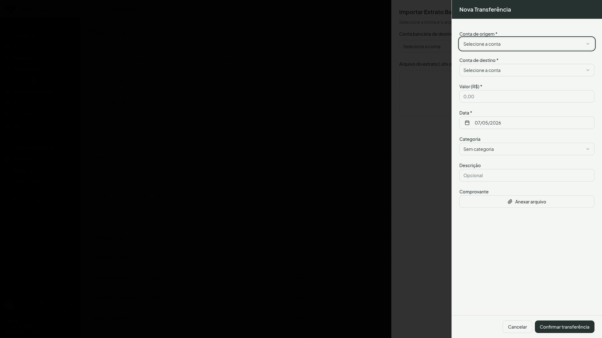 Drawer de nova transferência com campos de contas, valor, data, categoria, descrição e comprovante