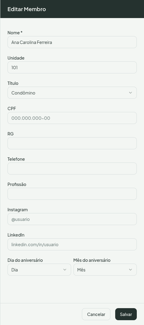 Drawer Editar Membro com campos de Nome, Unidade, Título e dados pessoais incluindo CPF, RG, Telefone, Profissão, Instagram, LinkedIn e aniversário